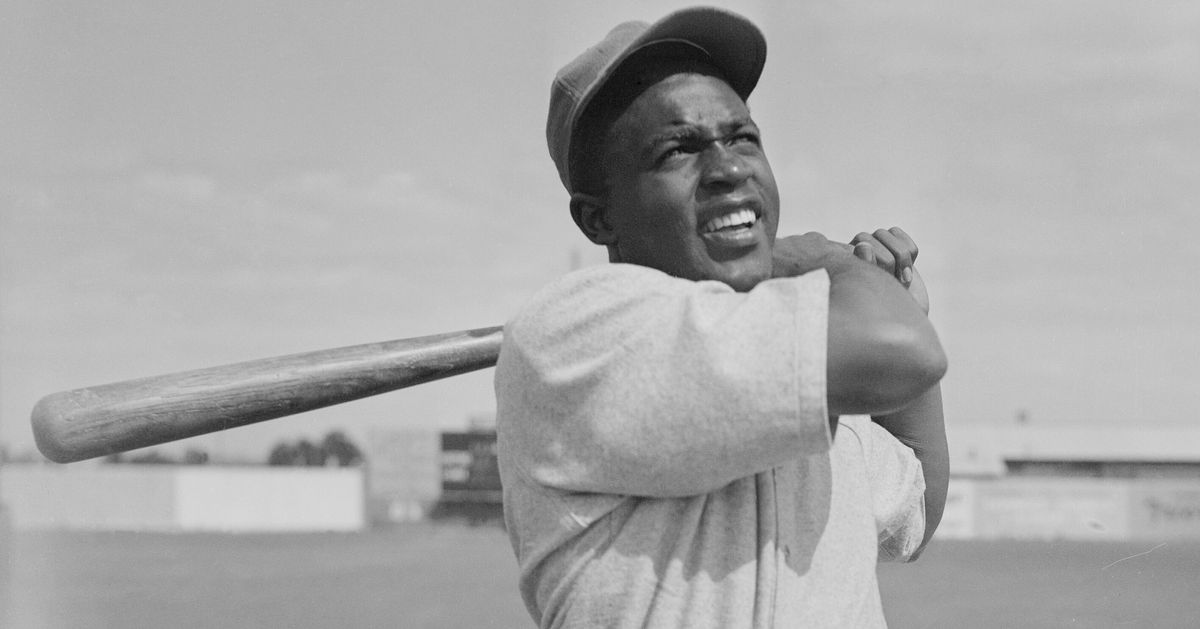 A Measure of Respect for Jackie Robinson Turns Into a Movement
