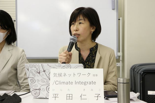 記者会見に出席した気候ネットワークの平田仁子理事（2022年4月13日撮影）