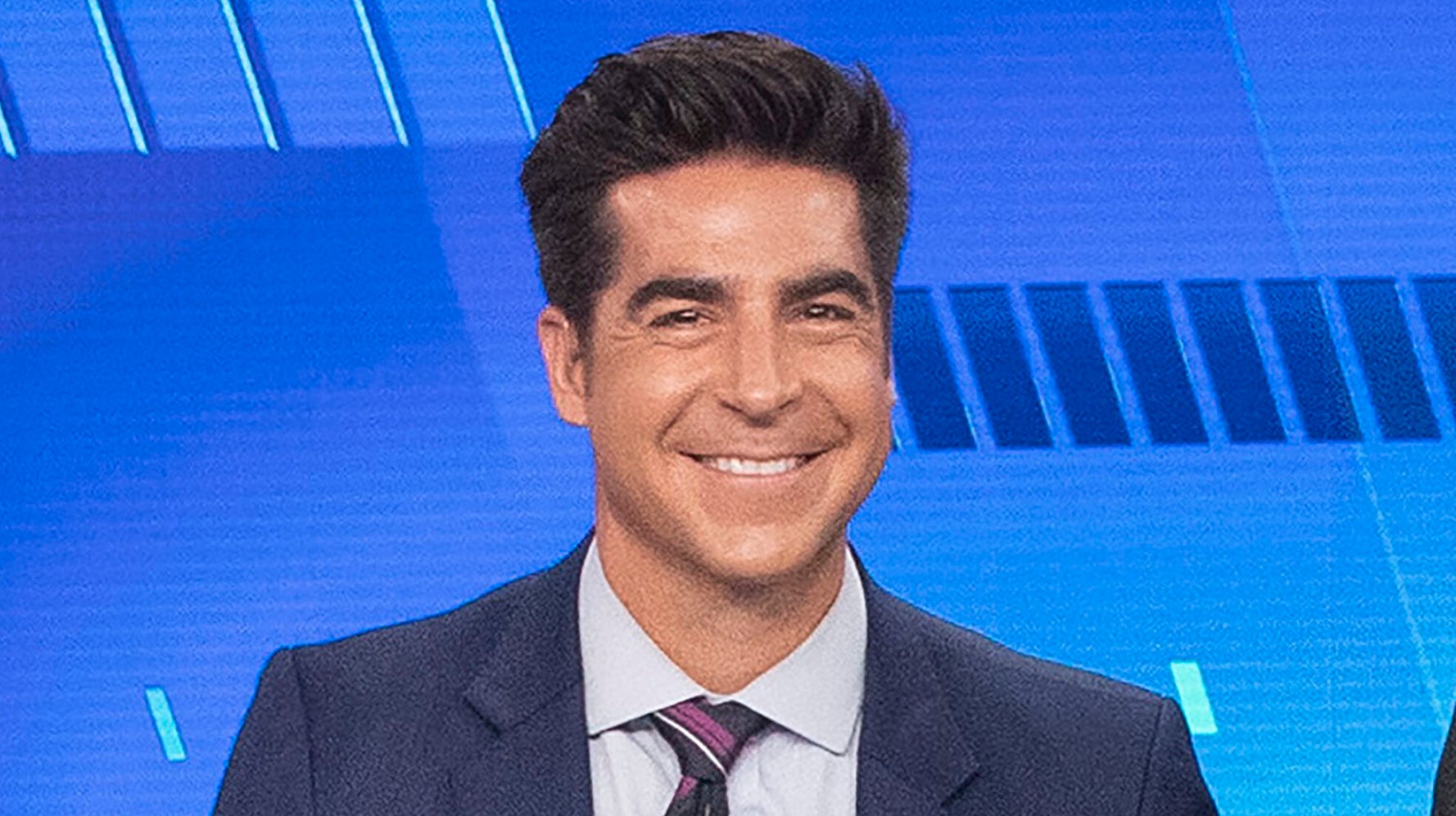 Fox News Host Admits The Creepy Way He Got A Younger Coworker To Date Him - Vimarsana News