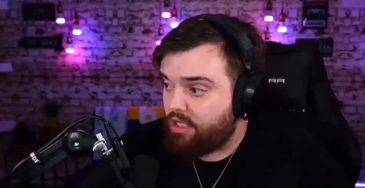 El 'streamer' Ibai Llanos, durante una de sus retransmisiones en Twitch.