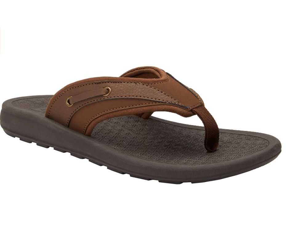 The Best Men’s Sandals For Wide Feet | HuffPost Life