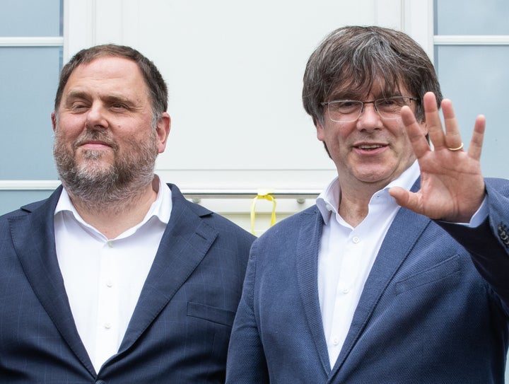 Oriol Junqueras (i) y Carles Puigdemont (d)