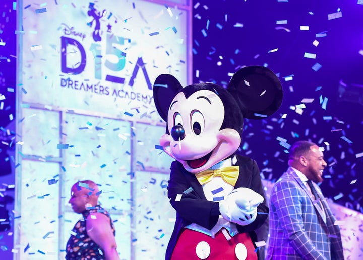 ディズニー ワールドの自治権剥奪を フロリダ州知事が検討 議会に終了を呼びかける ハフポスト World ディズニー ワールドの自治権剥奪を フロリダ州知事が検討 議会に終了を呼びかける ハフポスト World