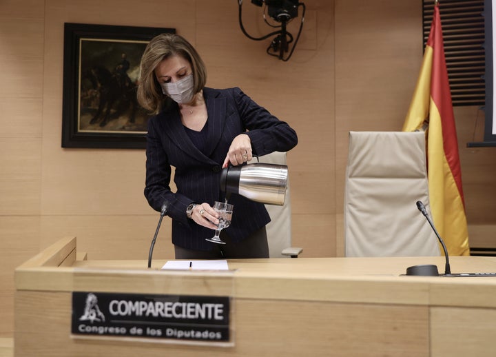 La exsecretaria general del PP María Dolores de Cospedal, durante la comisión en el Congreso sobre el caso 'Kitchen'.