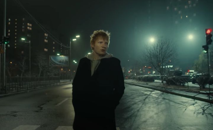Ed Sheeran in the 2step music video