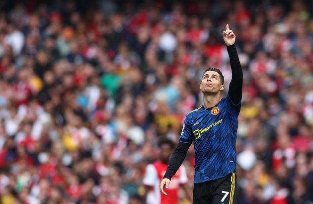 Cinq jour après le décès de son fils, Cristiano Ronaldo a pointé le ciel du doigt après son but face à Arsenal ce samedi