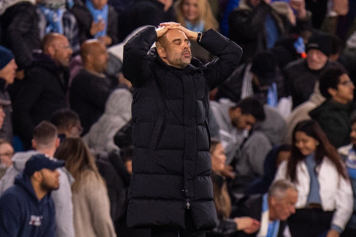 El entrenador Pep Guardiola durante el partido contra el Madrid.