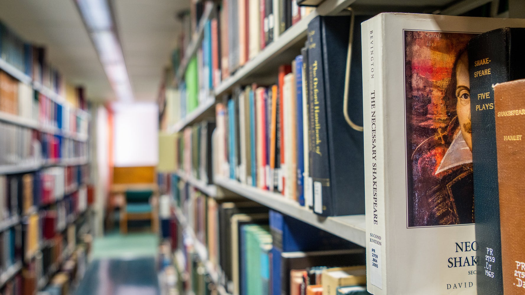 Texas Residents Sue Over Public Library's Book Ban - Vimarsana News