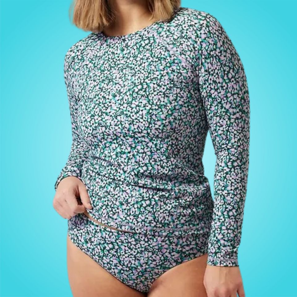 11 Cute Rash Guards For Women That Offer Sun Protection