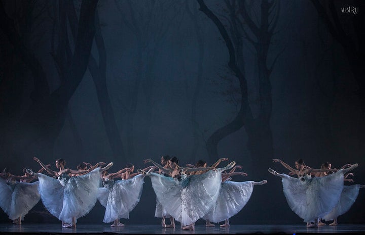 La CND interpreta 'Giselle'.