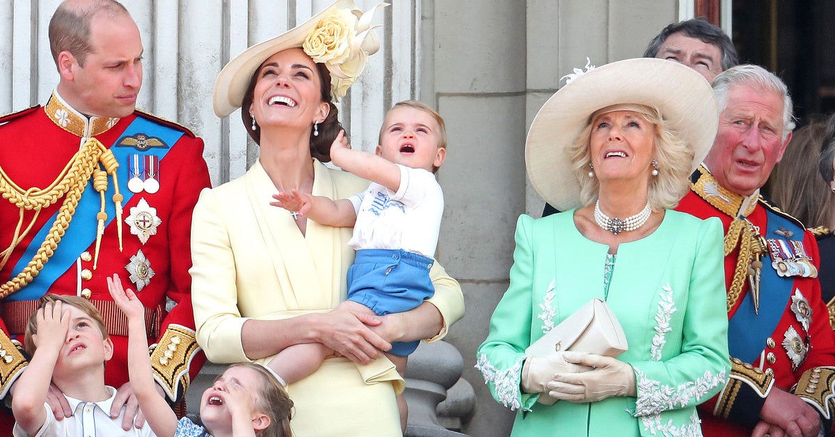 Король англии дети. Отец королевы елизаветы 2 георг 6. Семья королевы великобритании. Король англии дети. Король англии дети.