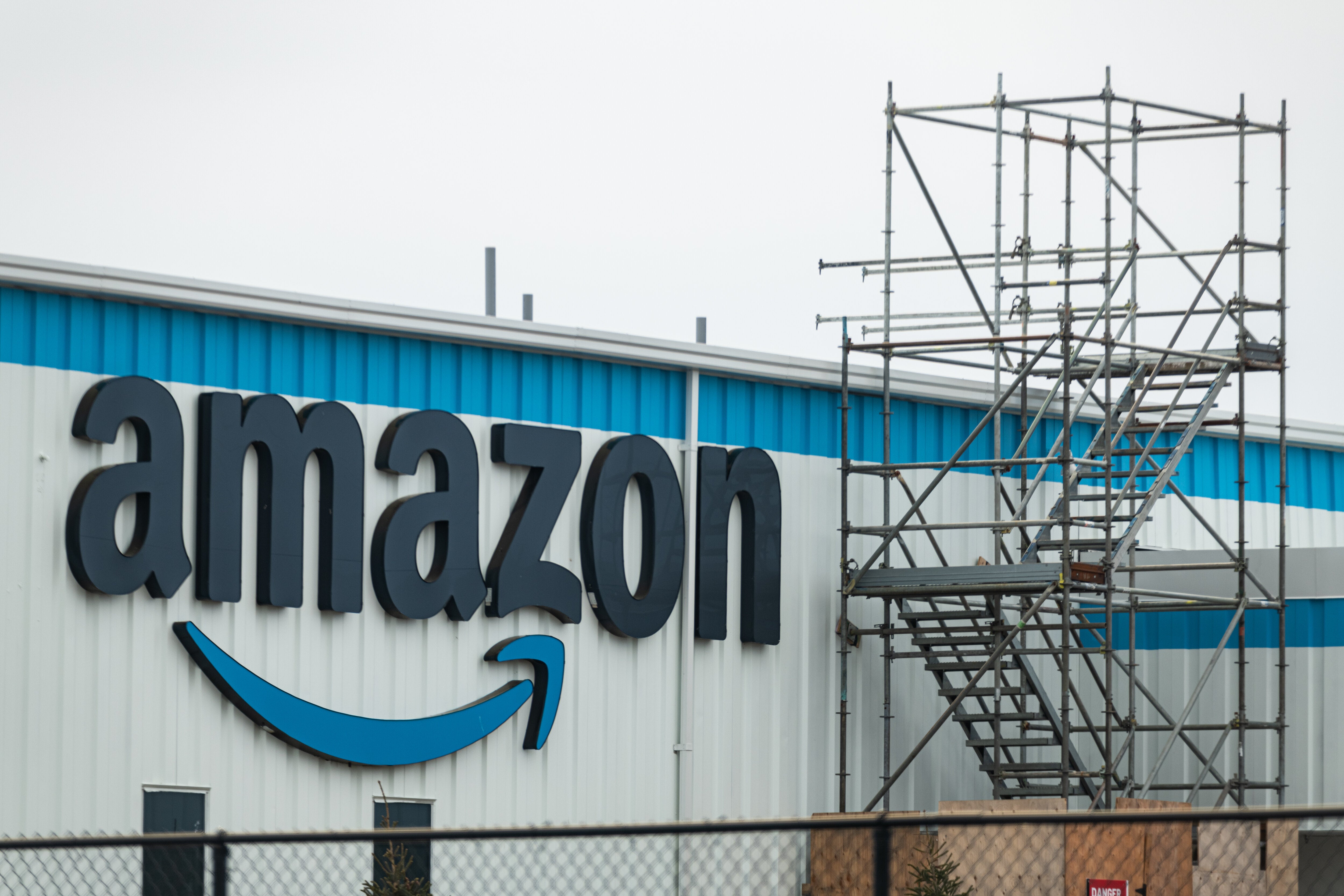 Amazon Perd 3 8 Milliards De Dollars Au Premier Trimestre 22 L Abestit Amazon Perd 3 8 Milliards De Dollars Au Premier Trimestre 22 L Abestit