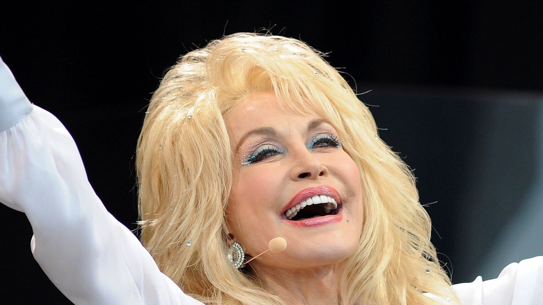 Dolly Parton Reverses Course On Her Rock & Roll Hall Of Fame Decision