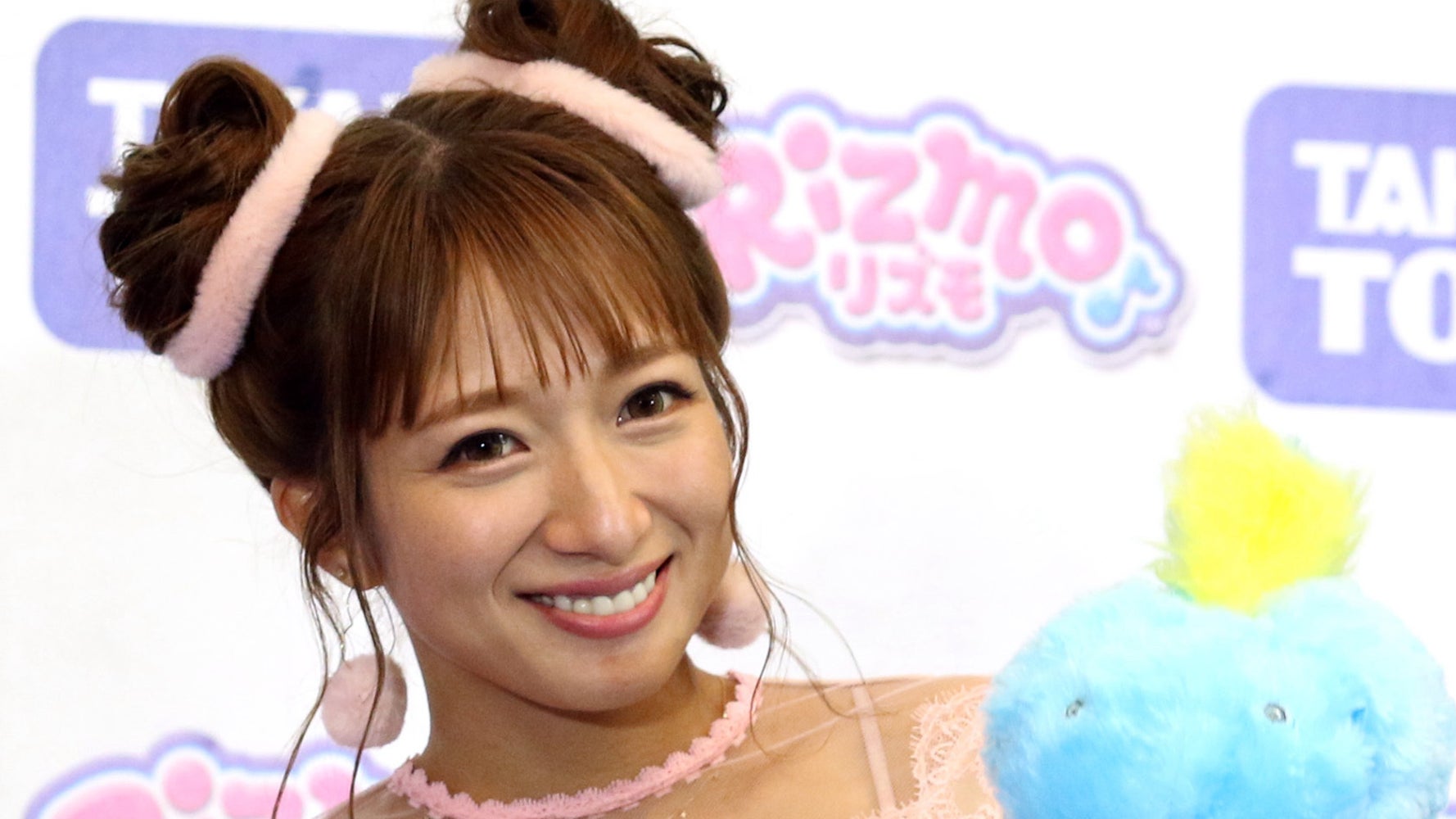 辻希美さん 髪バッサリ切ってイメチェン 夫 杉浦太陽さんも マジで似合う と大絶賛 ハフポスト News 辻希美さん 髪バッサリ切ってイメチェン 夫 杉浦太陽さんも マジで似合う と大絶賛 ハフポスト News