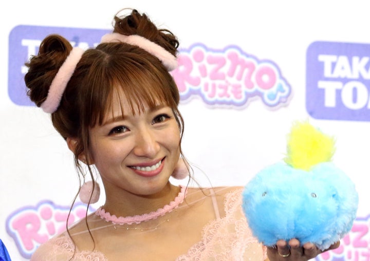 辻希美さん 髪バッサリ切ってイメチェン 夫 杉浦太陽さんも マジで似合う と大絶賛 ハフポスト News 辻希美さん 髪バッサリ切ってイメチェン 夫 杉浦太陽さんも マジで似合う と大絶賛 ハフポスト News