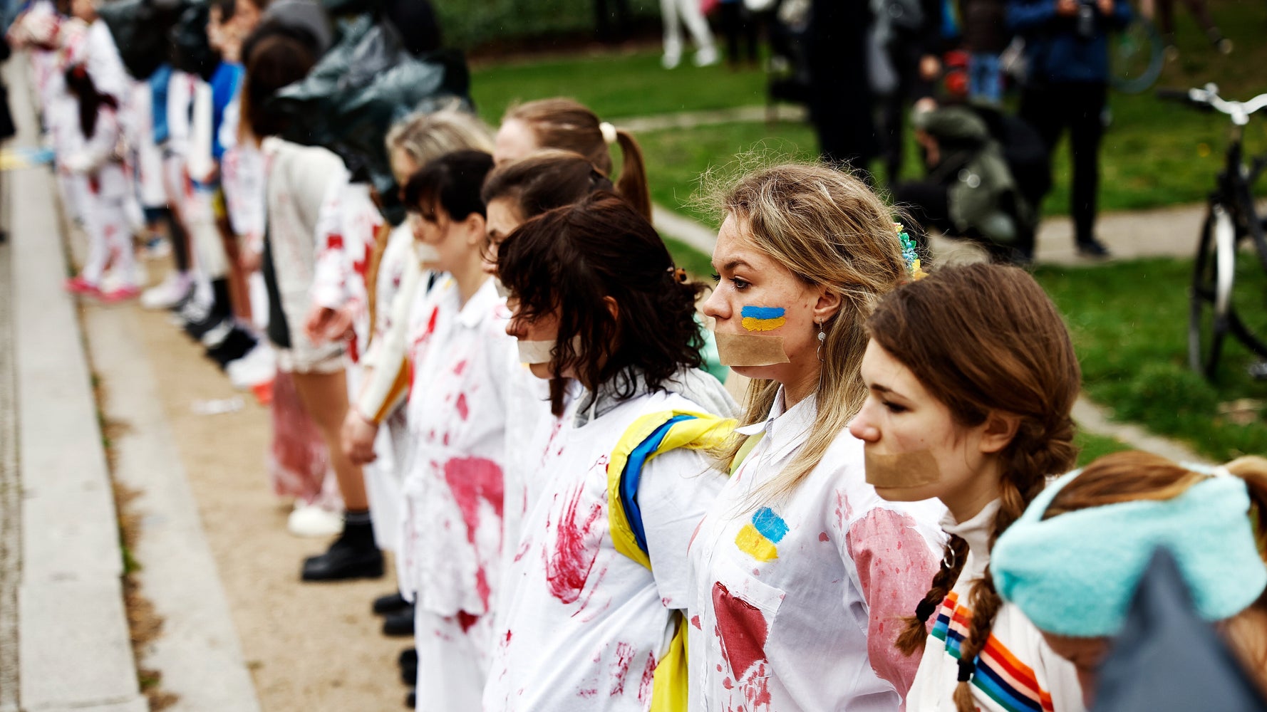 14歳の少女がレイプされ 妊娠 ウクライナで報告される性暴力 緊急避妊薬を届ける動き広がる ハフポスト World 14歳の少女がレイプされ 妊娠 ウクライナで報告される性暴力 緊急避妊薬を届ける動き広がる ハフポスト World