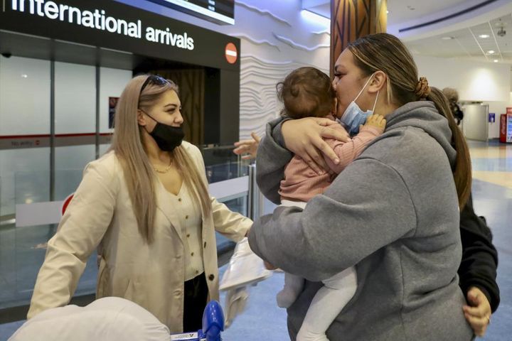 New Zealand Welcomed Tourists From The Us, Canada, Britain, Japan And More Than 50 Other Countries For The First Time In More Than Two Years As It Lifted Most Of Its Remaining Pandemic Border Restrictions.