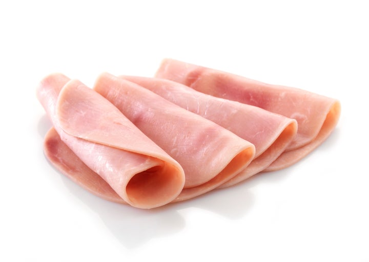 Lonchas de jamón cocido.