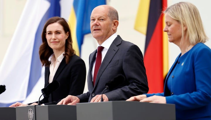 Reunión de Alemania con Finlandia y Suecia.