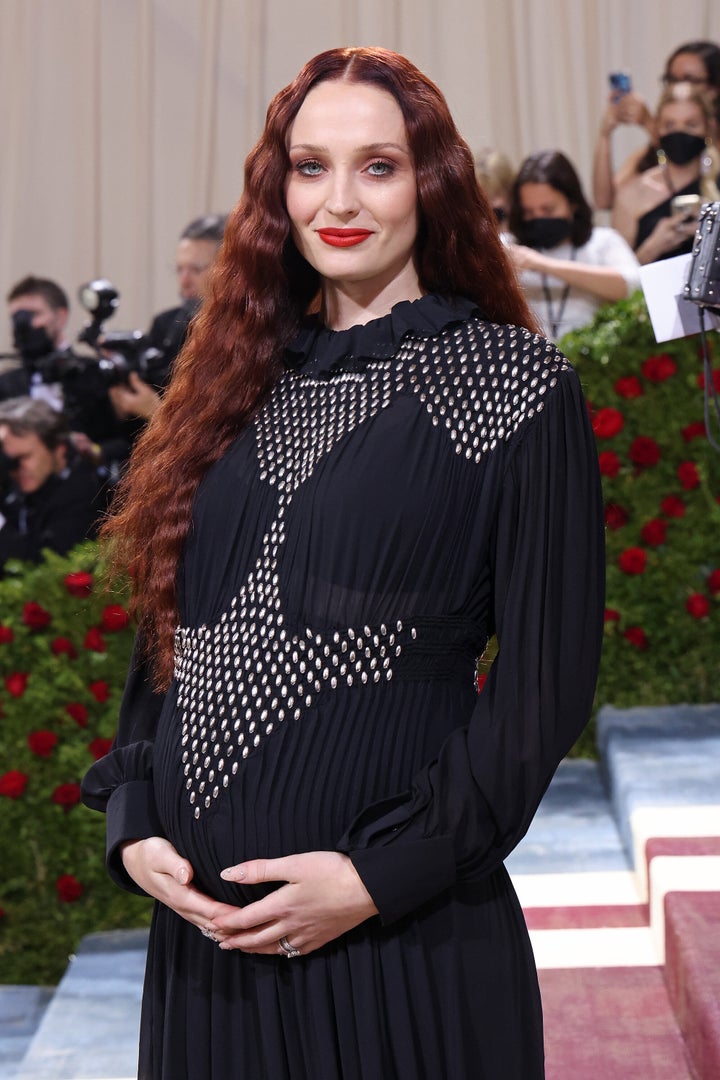 Pregnant Sophie Turner, Joe Jonas Head To Met Gala