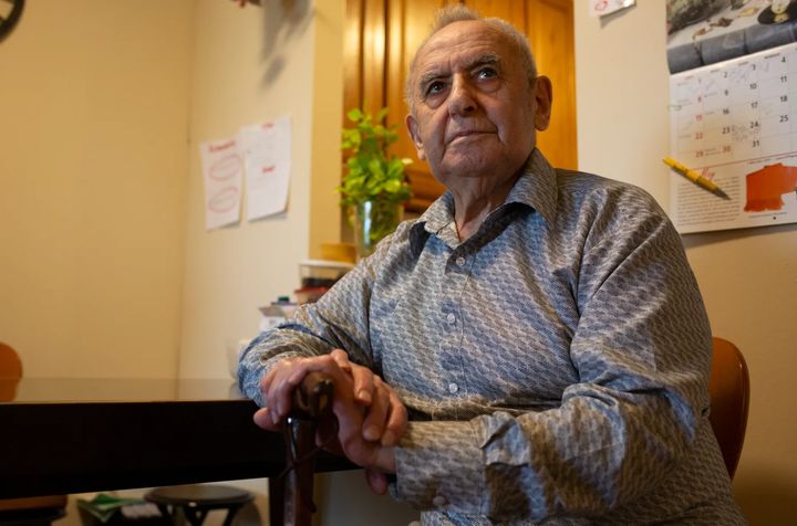 Holocaust survivor Savely Kaplinskiy at his Bay Ridge home Wednesday.