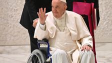 Pope Francis Uses Wheelchair In Public For First Time Since Knee Pain Flared