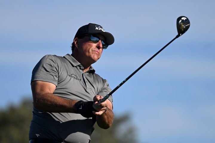 Federal auditors investigating Phil Mickelson’s role in an insider trading scheme found his gambling losses totaled more than $40 million from 2010 to 2014, according to an excerpt from Alan Shipnuck’s forthcoming biography. (AP Photo/Denis Poroy, File)