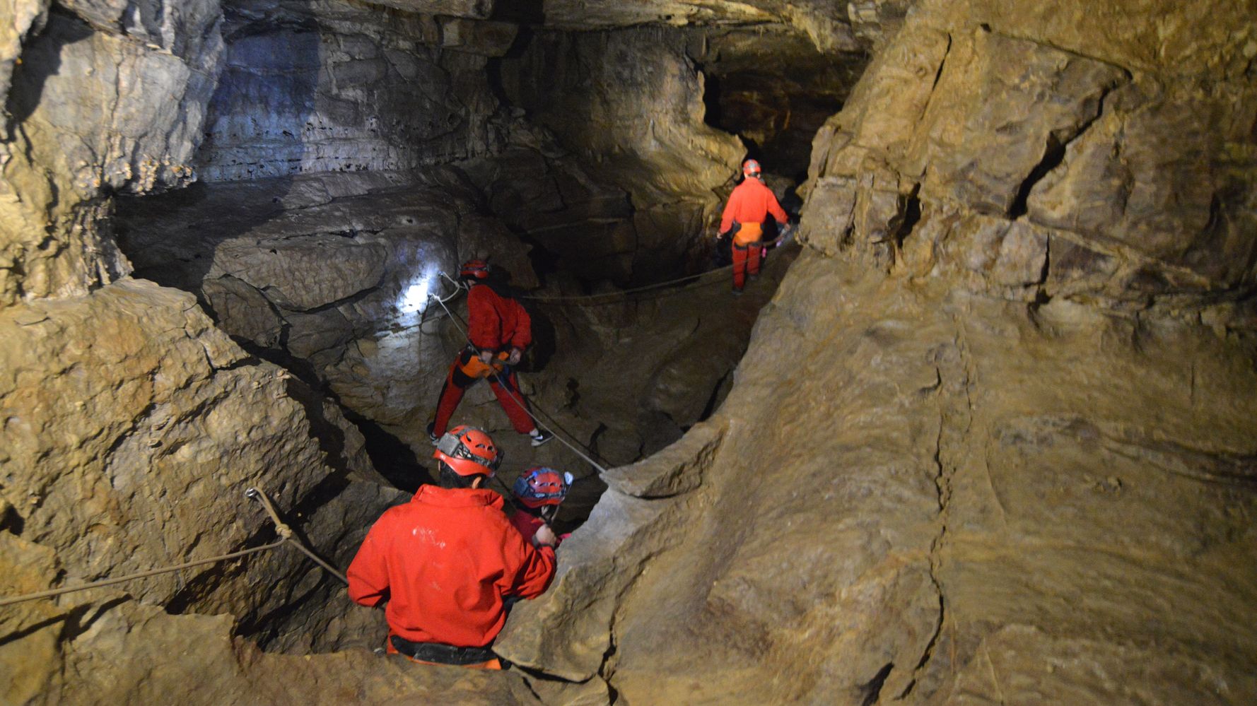 En Isère, dans la grotte des Cuves de Sassenage, une spéléogue meurt après une montée des eaux