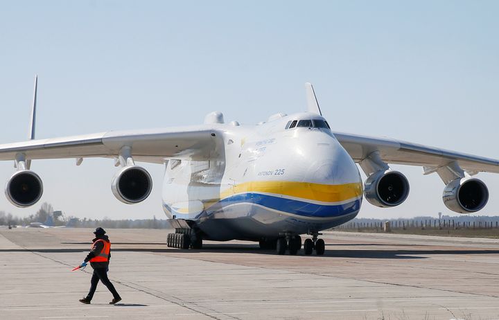 健在だった頃の世界最大の貨物機「An-225ムリーヤ」（2020年4月23日撮影）