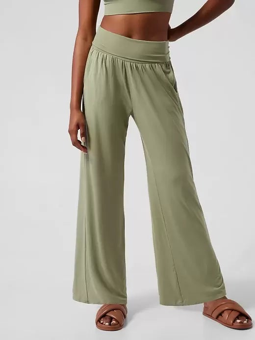 The Perfect Summer Pants For Women | HuffPost Life