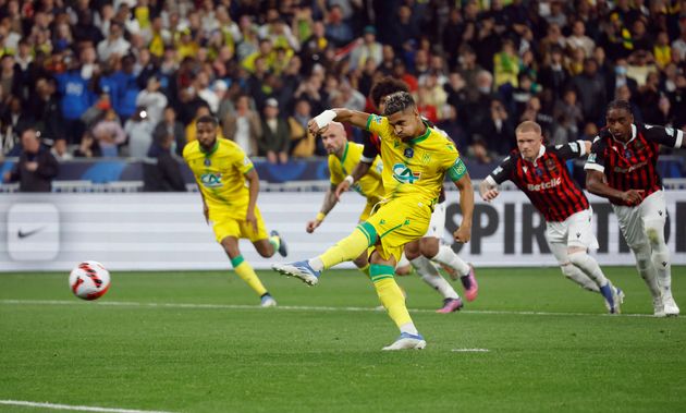 Le capitaine du FC Nantes Ludovic Blas a marqué le but qui offre la Coupe de France à son...