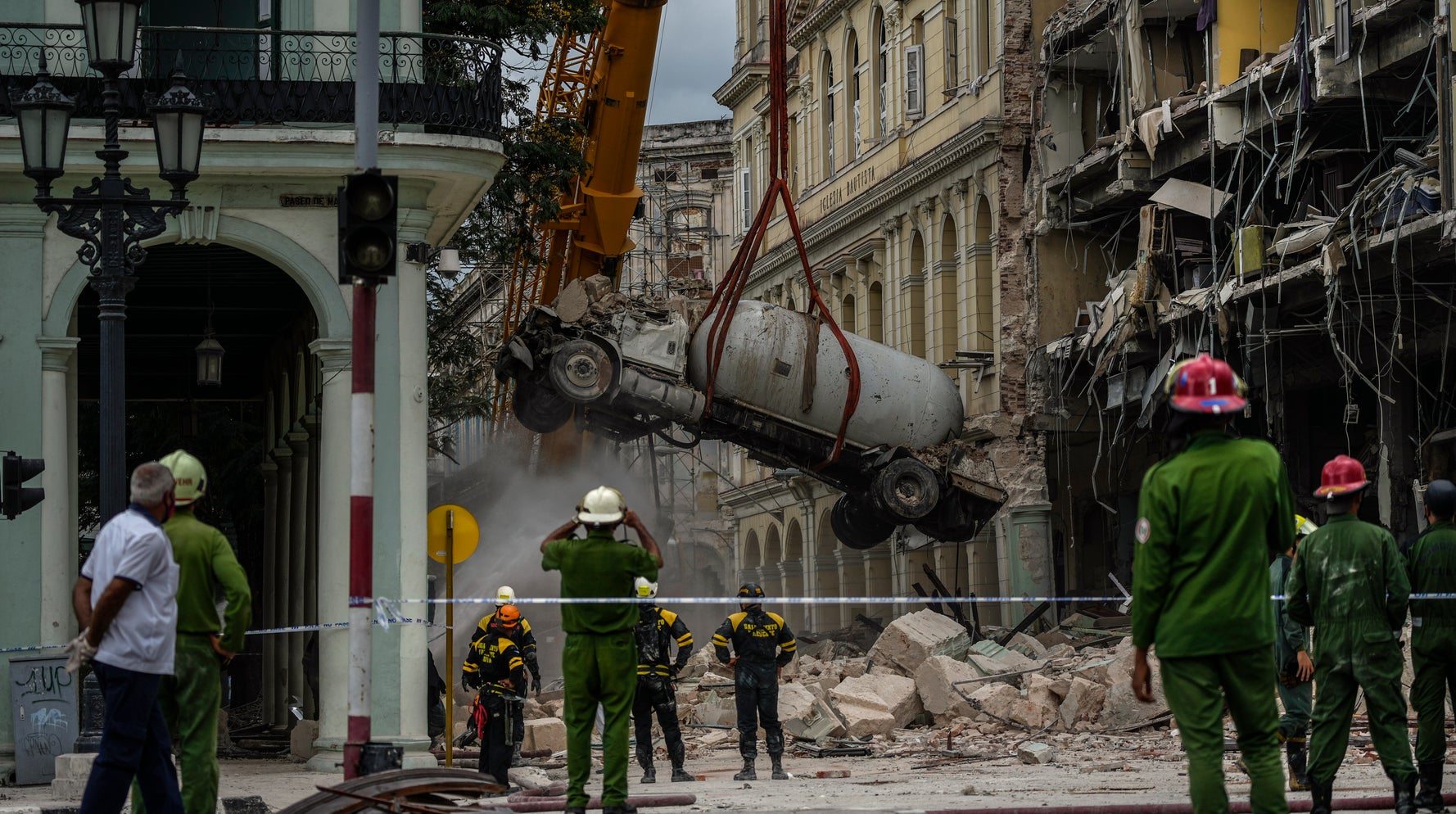 Havana Hotel Death Toll Rises To 30 As Dogs Search For Survivors