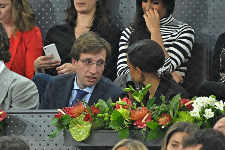 Almeida, durante el partido entre Carlos Alcaraz y Rafa Nadal.
