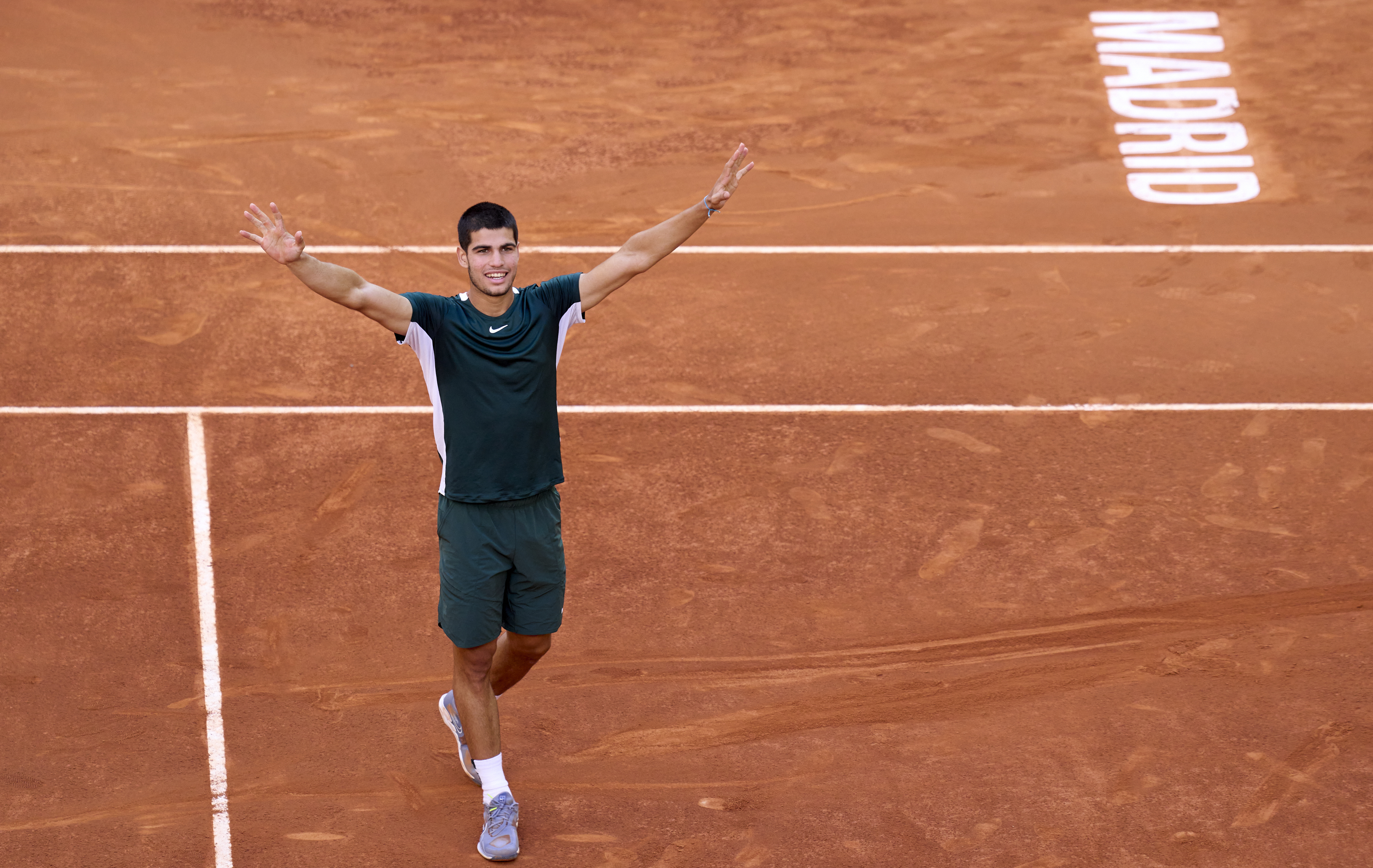 4000px x 2530px - Carlos Alcaraz favori de Roland-Garros devant Nadal et Djokovic? - L'ABESTIT