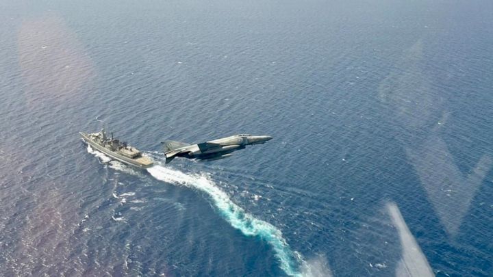 Απρίλιος 2022 συνεκπαίδευση PASSEX (Passing Exercise) της Φρεγάτας ΑΔΡΙΑΣ με το USS JASON DUNHAM της «Δύναμης Κρούσης του Αεροπλανοφόρου USS HARRY S. TRUMAN» των ΗΠΑ (USS HARRY S. TRUMAN Carrier Strike Group - HSTCSG) στην ευρύτερη θαλάσσια περιοχή του Ιονίου Πελάγους,