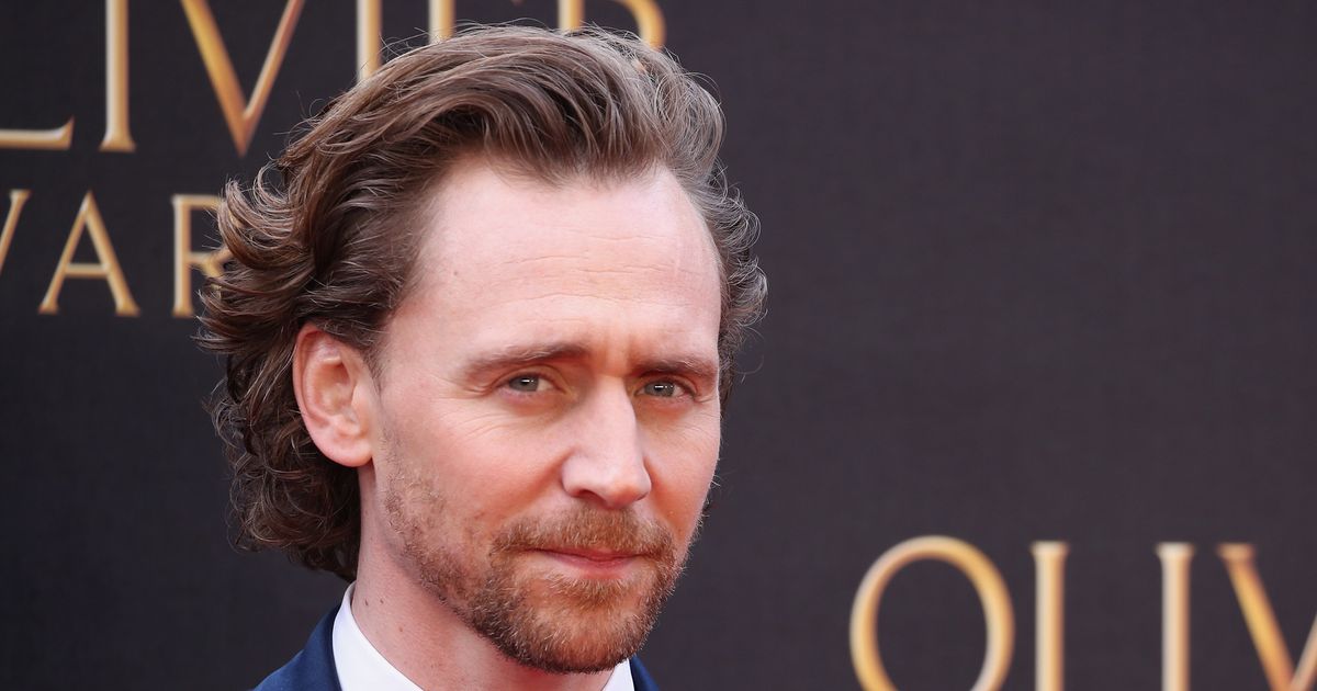 Tom Hiddleston Hopes His Character Loki Coming Out As Bisexual Was ...