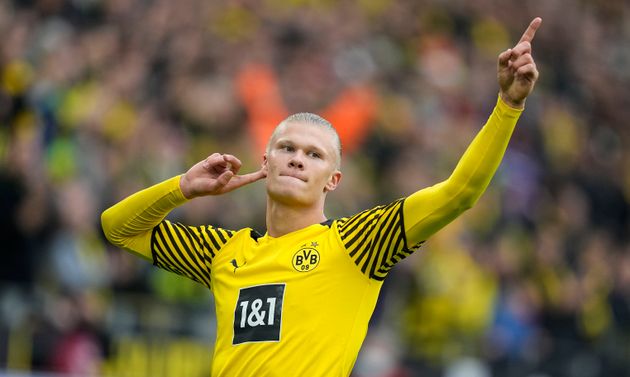 L'attaquant du Borussia Dortmund, Erling Haaland, ici en octobre 2021, va rejoindre Manchester City.