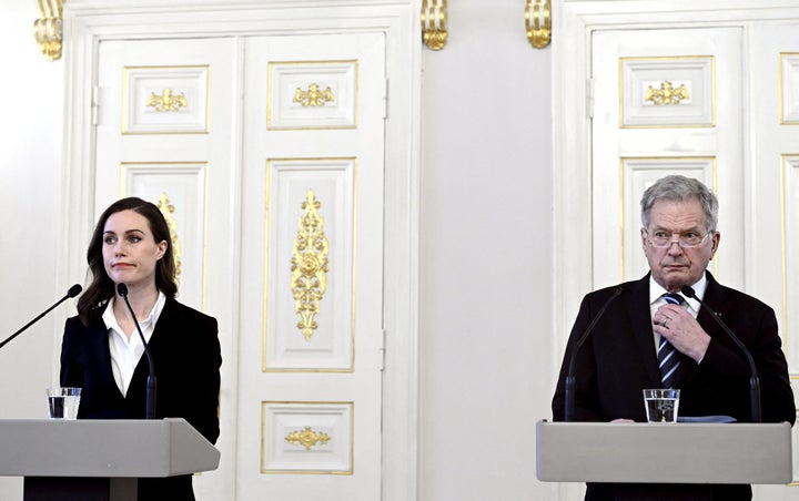 Sauli Niinistö y Sanna Marin, el pasado 24 de febrero, en una comparecencia conjunta.
