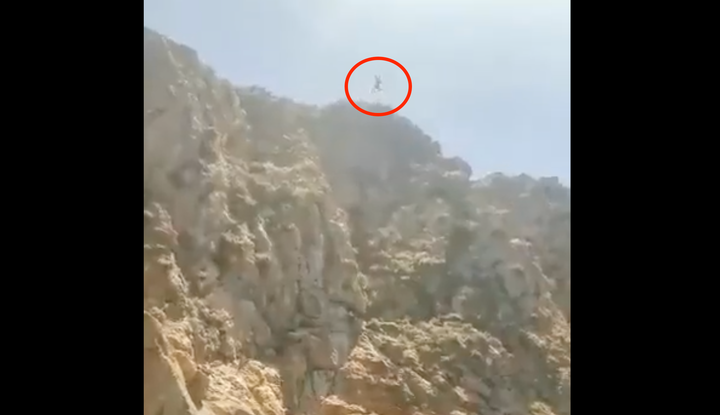 Muere un turista holandés en Mallorca tras golpearse al intentar saltar un acantilado de 25 metros | El HuffPost Noticias