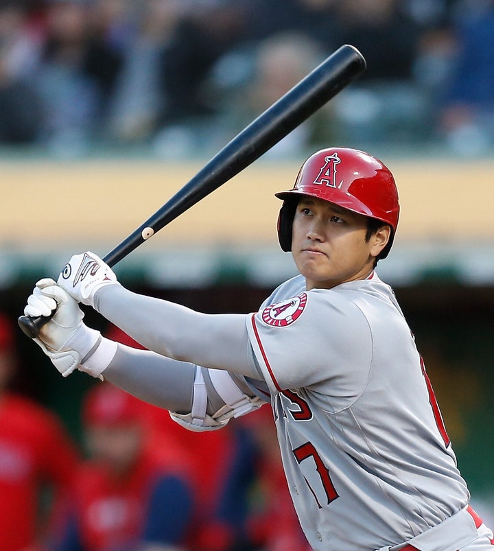 大谷翔平選手の100号ホームランを日本語で祝福 エンジェルスが投稿した画像が大迫力 ハフポスト World 大谷翔平選手の100号ホームランを日本語で祝福 エンジェルスが投稿した画像が大迫力 ハフポスト World