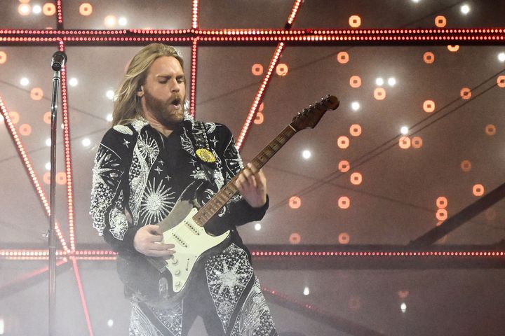 Sam Ryder during his Eurovision performance