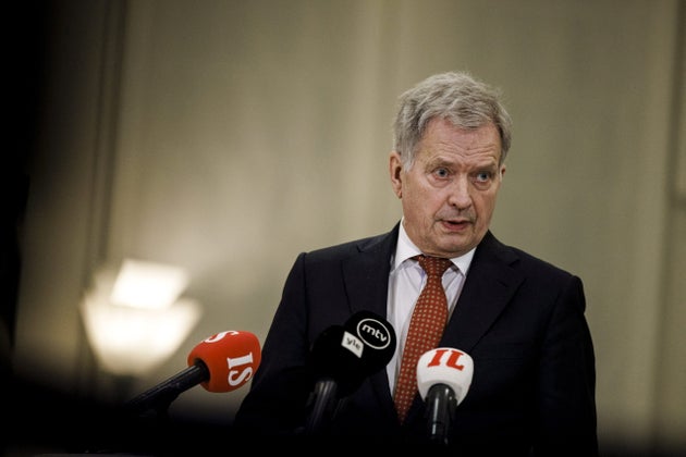 La Finlande annonce qu'elle va demander à adhérer à l'Otan (Le président finlandais Sauli Niinistö lors d’une conférence de presse en février 2022. Seppo Samuli/Lehtikuva/via REUTERS)