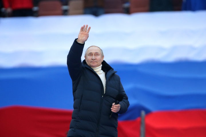 Putin saluda a sus fieles en el aniversario de la anexión de Crimea