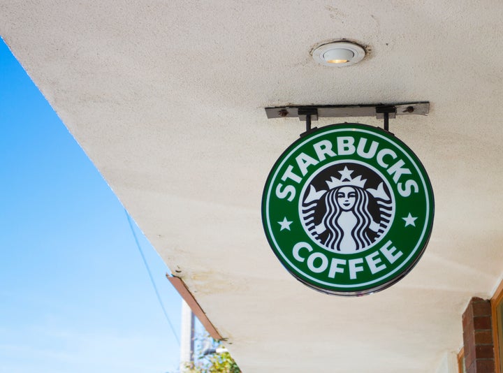 スタバ 中絶を希望する従業員の旅費を負担へ 企業の支援策が相次ぐ アメリカ ハフポスト World スタバ 中絶を希望する従業員の旅費を負担へ 企業の支援策が相次ぐ アメリカ ハフポスト World