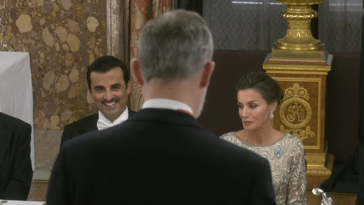 La reacción de Letizia a las palabras en árabe del rey.