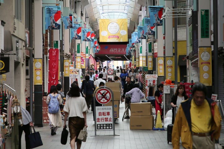 高円寺パル商店街のアーケード