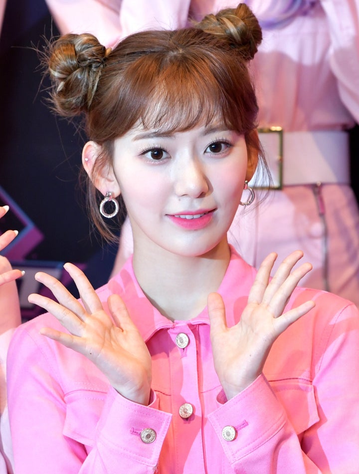 宮脇咲良さん どんな人 Le Sserafim ルセラフィム で3度目のデビュー K Pop界で注目の日本人アイドル ハフポスト アートとカルチャー 宮脇咲良さん どんな人 Le Sserafim ルセラフィム で3度目のデビュー K Pop界で注目の日本人アイドル ハフポスト アートとカルチャー