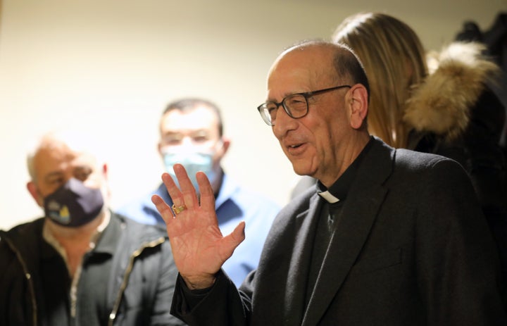 El presidente de la Conferencia Episcopal Española y arzobispo de Barcelona, Juan José Omella, durante un acto con víctimas de abusos sexuales en el marco de la Iglesia.