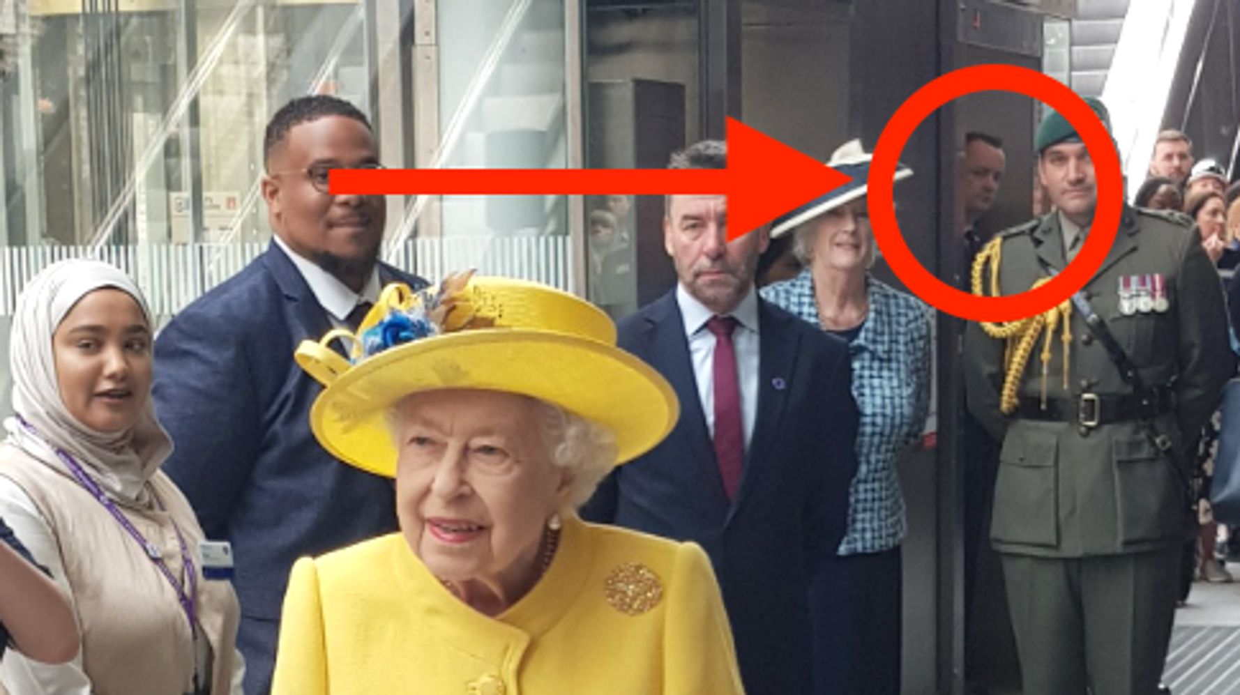 Is That Forrest Grump In The Background Of This Photo Of The Queen?