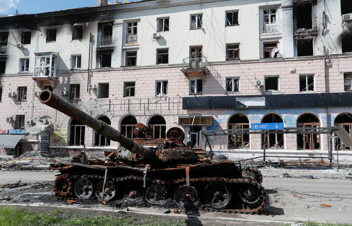 Zona bombardeada en la ciudad ucraniana de Mariúpol.